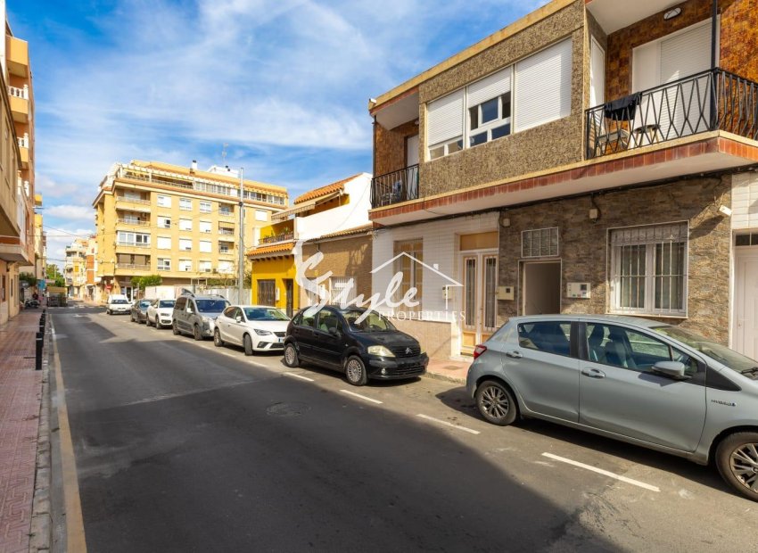 Resale - Apartament  - Torrevieja - Centro - Muelle Pesquero