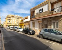 Resale - Apartament  - Torrevieja - Centro - Muelle Pesquero