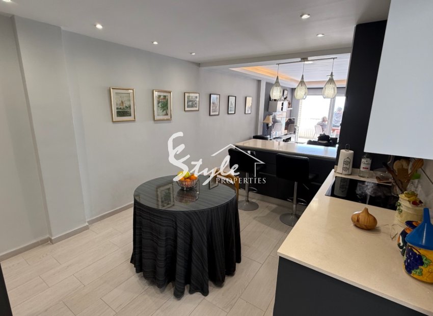 Resale - Apartament  - Torrevieja - Costa Blanca Sur