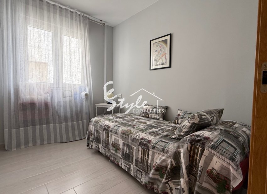 Resale - Apartament  - Torrevieja - Costa Blanca Sur