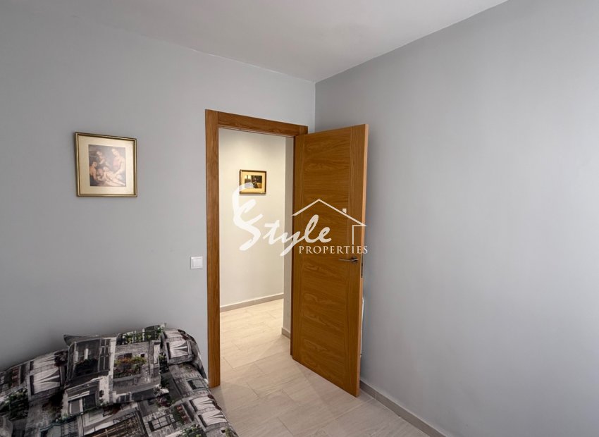 Resale - Apartament  - Torrevieja - Costa Blanca Sur