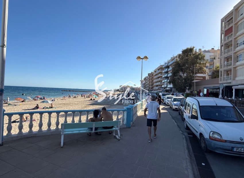 Resale - Apartament  - Torrevieja - Costa Blanca Sur