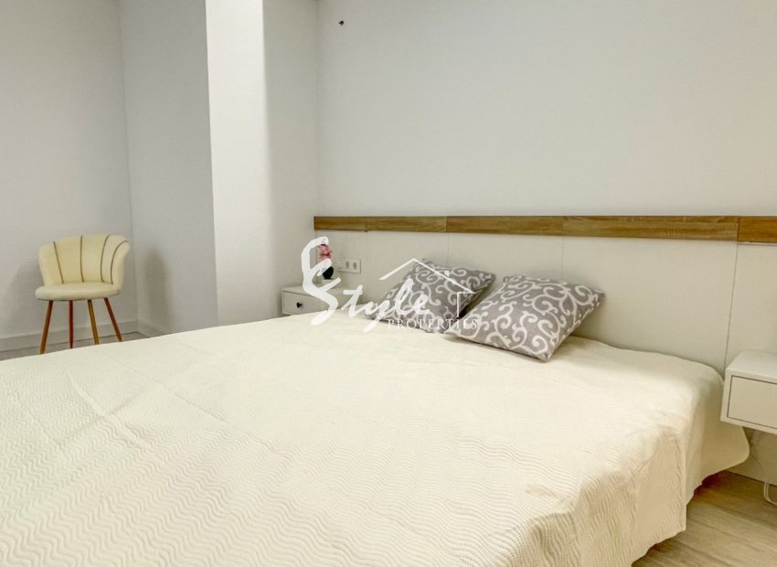 Resale - Apartament  - Torrevieja - El Acequión - Los Náufragos