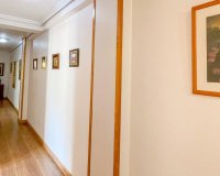 Resale - Apartament  - Torrevieja - El Acequión - Los Náufragos