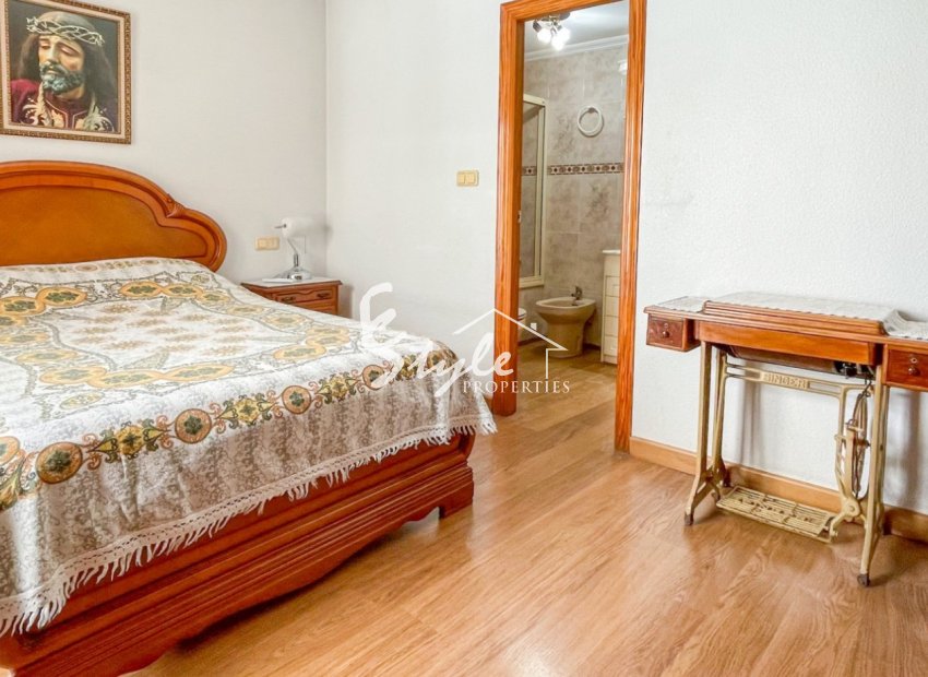 Resale - Apartament  - Torrevieja - El Acequión - Los Náufragos