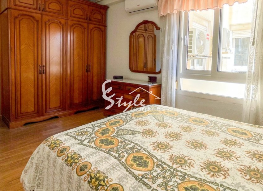 Resale - Apartament  - Torrevieja - El Acequión - Los Náufragos