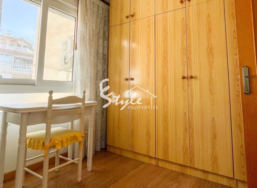 Resale - Apartament  - Torrevieja - El Acequión - Los Náufragos