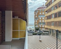 Resale - Apartament  - Torrevieja - El Acequión - Los Náufragos
