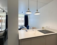 Resale - Apartament  - Torrevieja - El Acequión - Los Náufragos