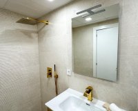 Resale - Apartament  - Torrevieja - El Acequión - Los Náufragos