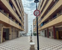 Resale - Apartament  - Torrevieja - El Acequión - Los Náufragos