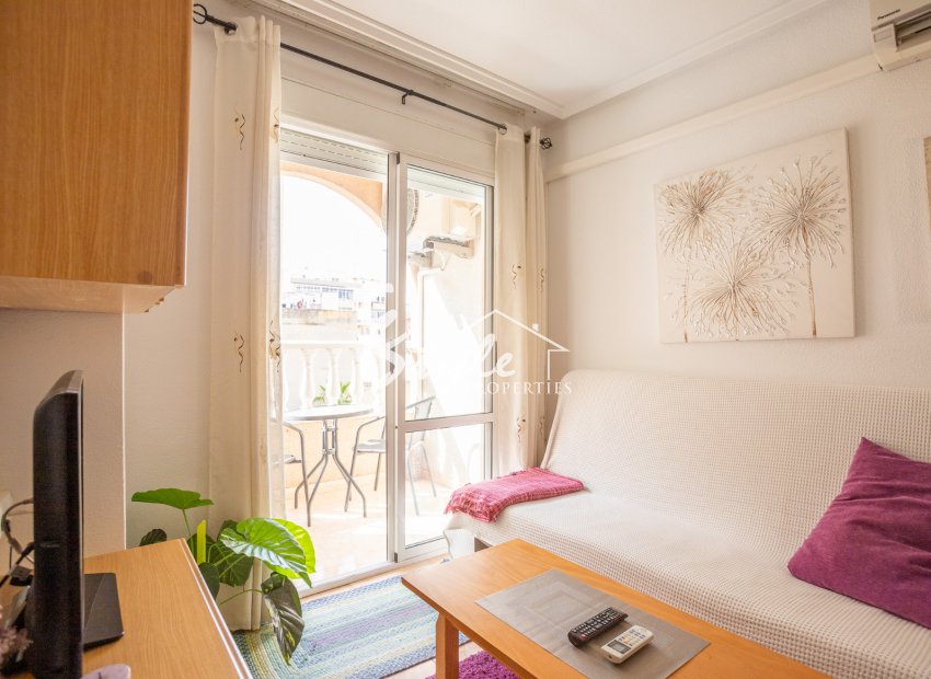 Resale - Apartament  - Torrevieja - El Molino