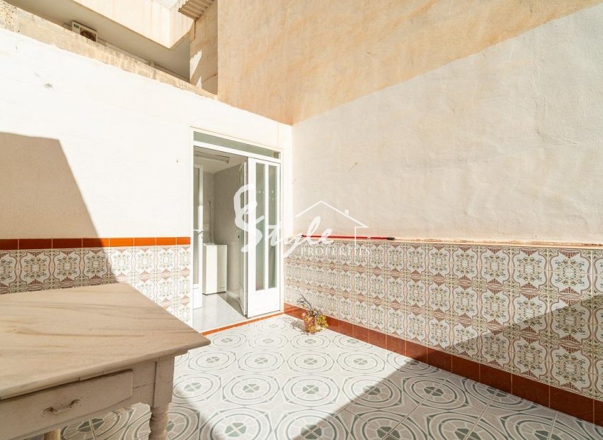 Resale - Apartament  - Torrevieja - Habaneras
