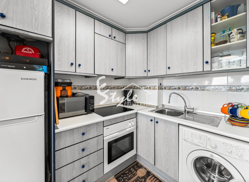 Resale - Apartament  - Torrevieja - La Mata