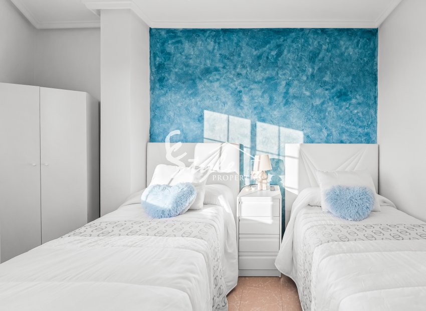 Resale - Apartament  - Torrevieja - La Mata