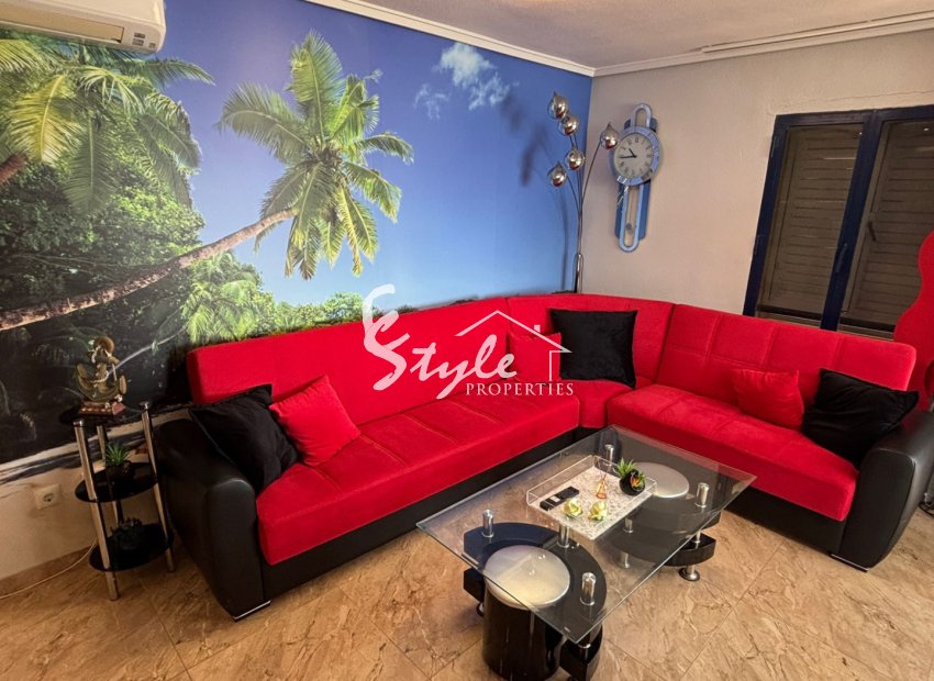 Resale - Apartament  - Torrevieja - La Mata