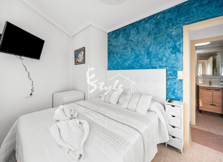 Resale - Apartament  - Torrevieja - La Mata