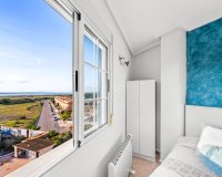 Resale - Apartament  - Torrevieja - La Mata