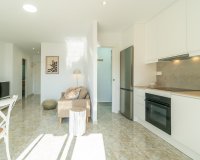 Resale - Apartament  - Torrevieja - La Mata