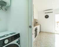 Resale - Apartament  - Torrevieja - La Mata