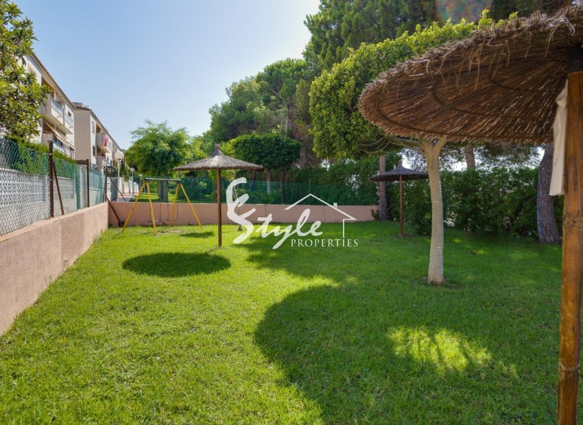 Resale - Apartament  - Torrevieja - La Mata