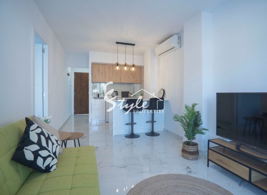 Resale - Apartament  - Torrevieja - La Veleta