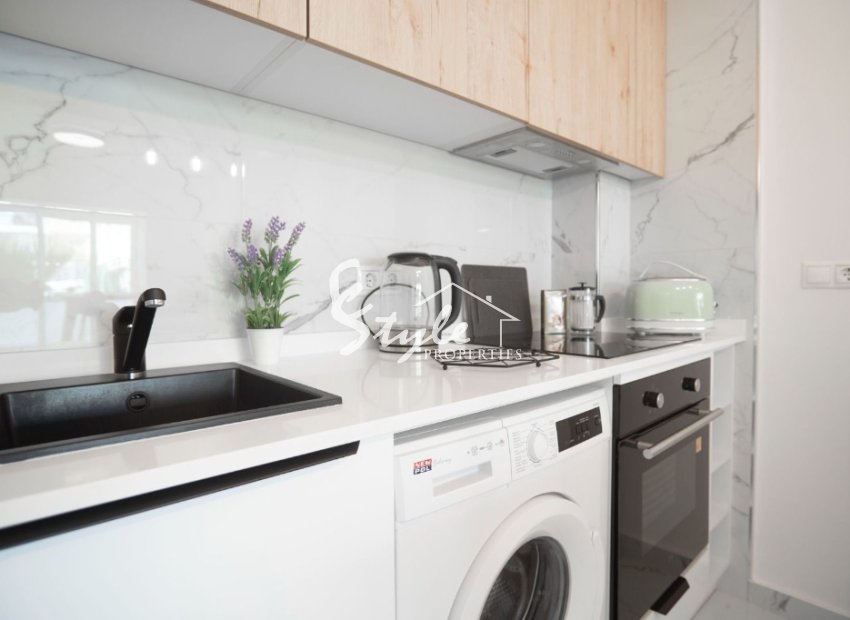 Resale - Apartament  - Torrevieja - La Veleta