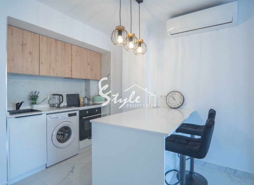 Resale - Apartament  - Torrevieja - La Veleta