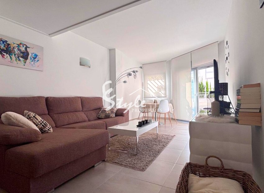 Resale - Apartament  - Torrevieja - La Veleta
