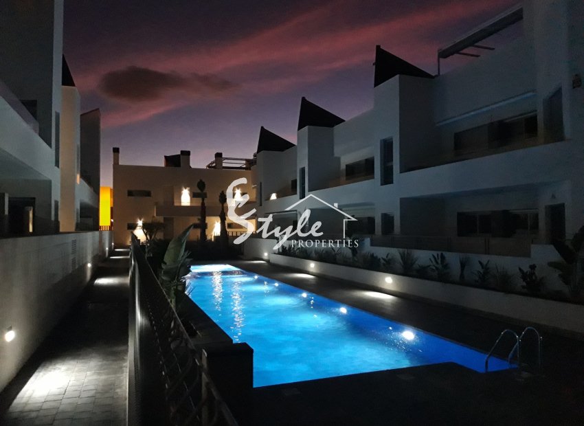 Resale - Apartament  - Torrevieja - La Veleta