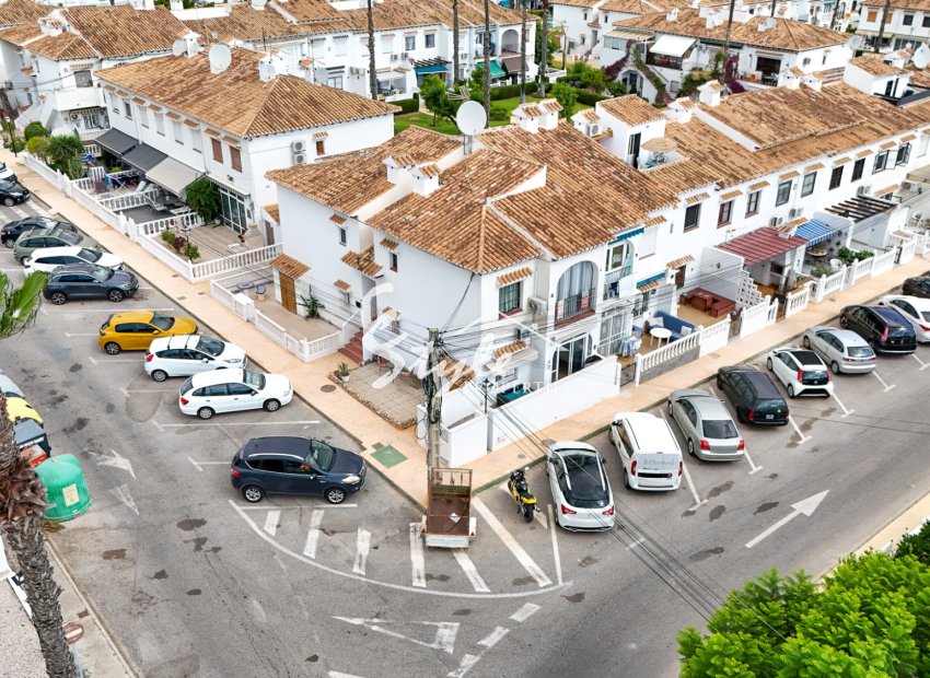 Resale - Apartament  - Torrevieja - Lago Jardin
