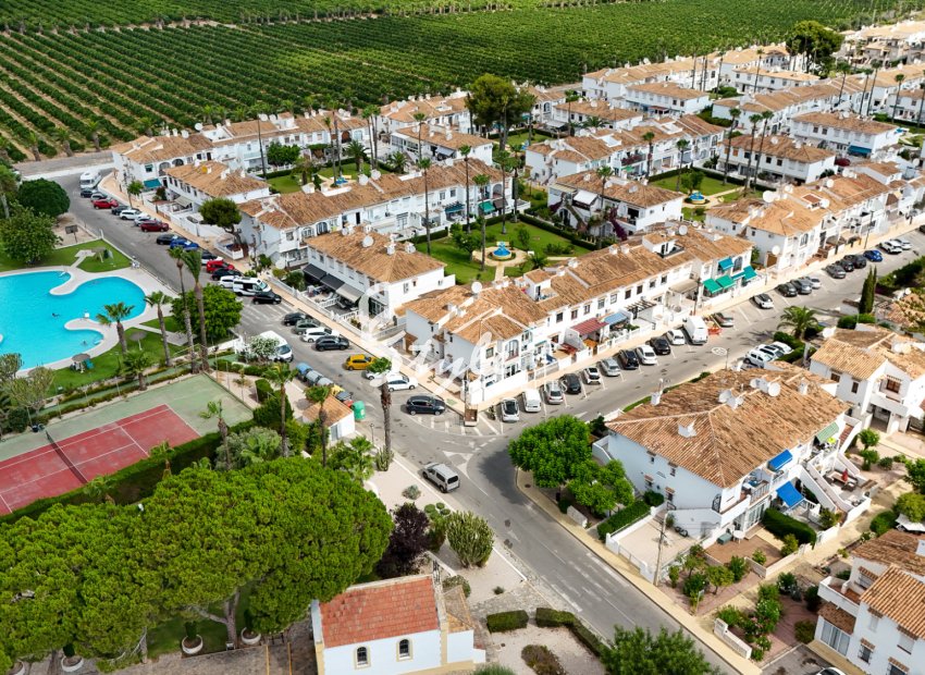 Resale - Apartament  - Torrevieja - Lago Jardin