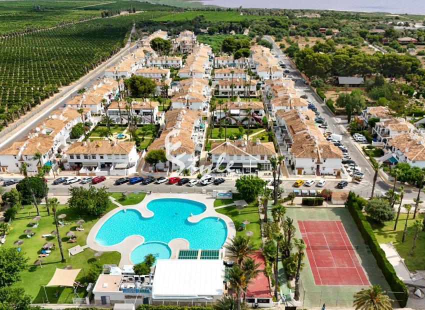 Resale - Apartament  - Torrevieja - Lago Jardin