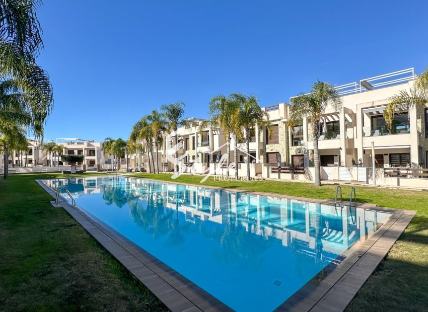 Resale - Apartament  - Torrevieja - Los Balcones - Los Altos del Edén