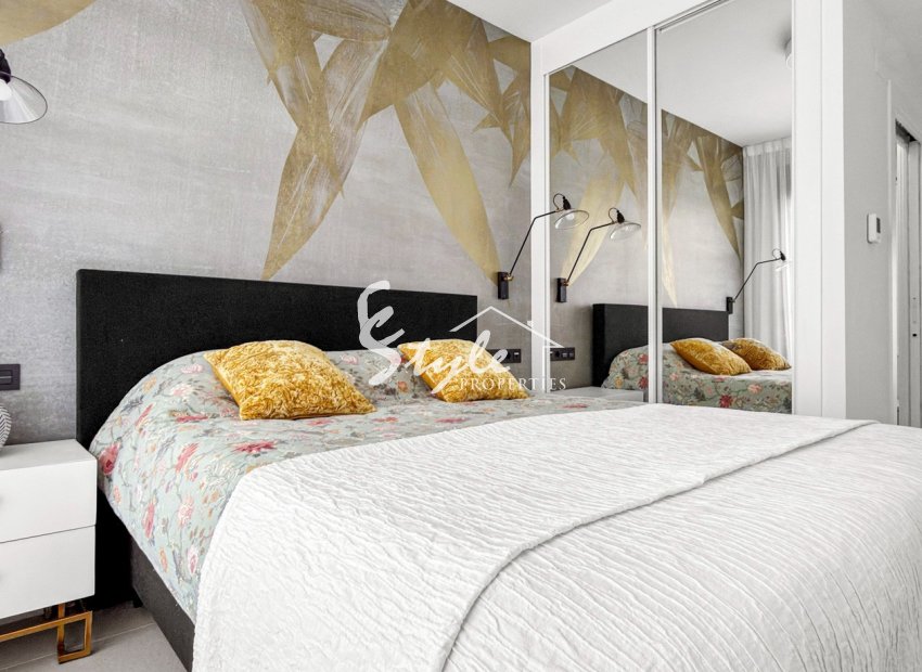Resale - Apartament  - Torrevieja - Los Balcones