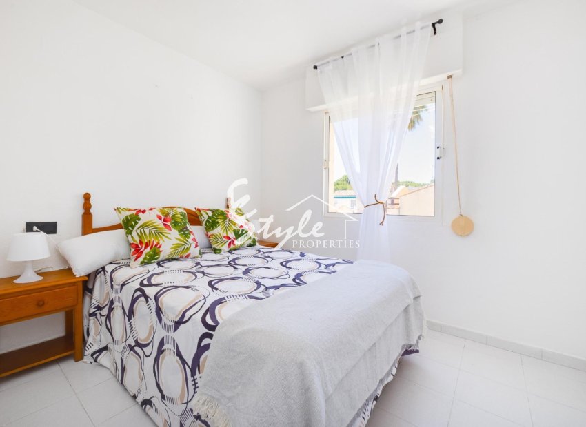 Resale - Apartament  - Torrevieja - Los Balcones