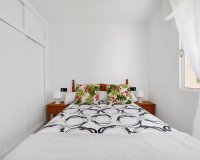 Resale - Apartament  - Torrevieja - Los Balcones