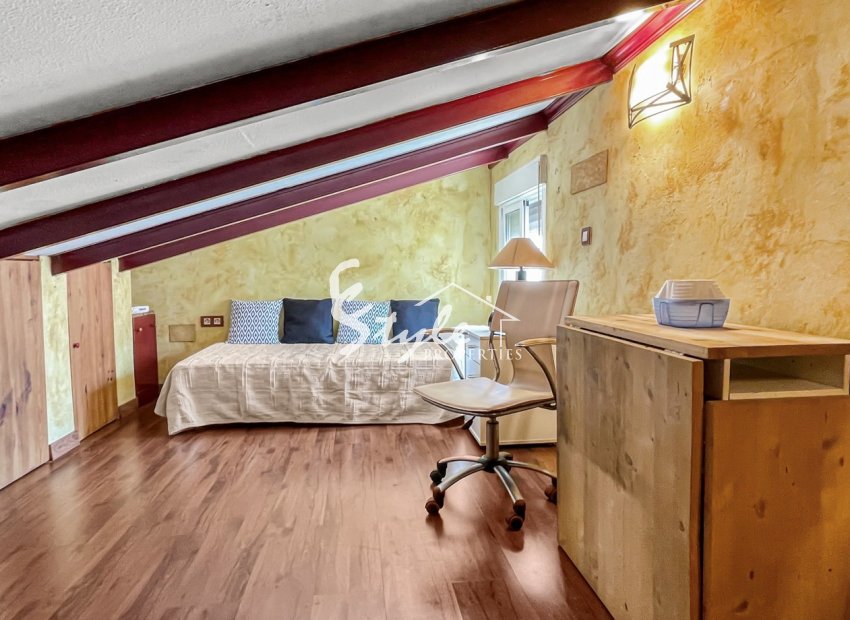 Resale - Apartament  - Torrevieja - Mar Azul