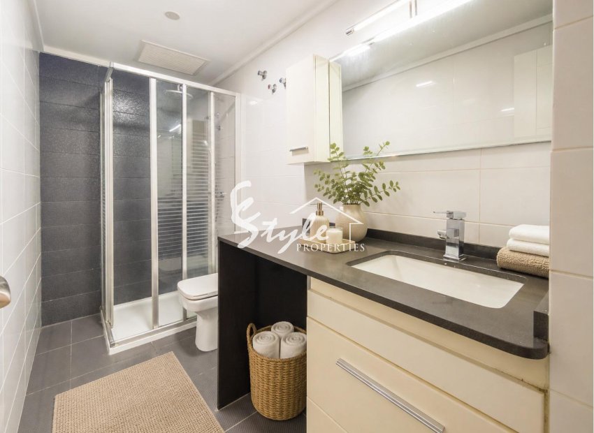 Resale - Apartament  - Torrevieja - Parque de las Naciones