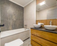 Resale - Apartament  - Torrevieja - Parque de las Naciones