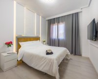 Resale - Apartament  - Torrevieja - Parque de las Naciones