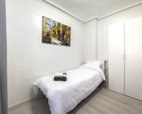 Resale - Apartament  - Torrevieja - Parque de las Naciones