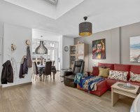 Resale - Apartament  - Torrevieja - Playa de los Locos