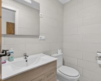 Resale - Apartament  - Torrevieja - Playa de los Locos
