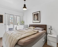 Resale - Apartament  - Torrevieja - Playa de los Locos