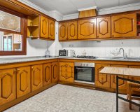 Resale - Apartament  - Torrevieja - Playa de los Locos