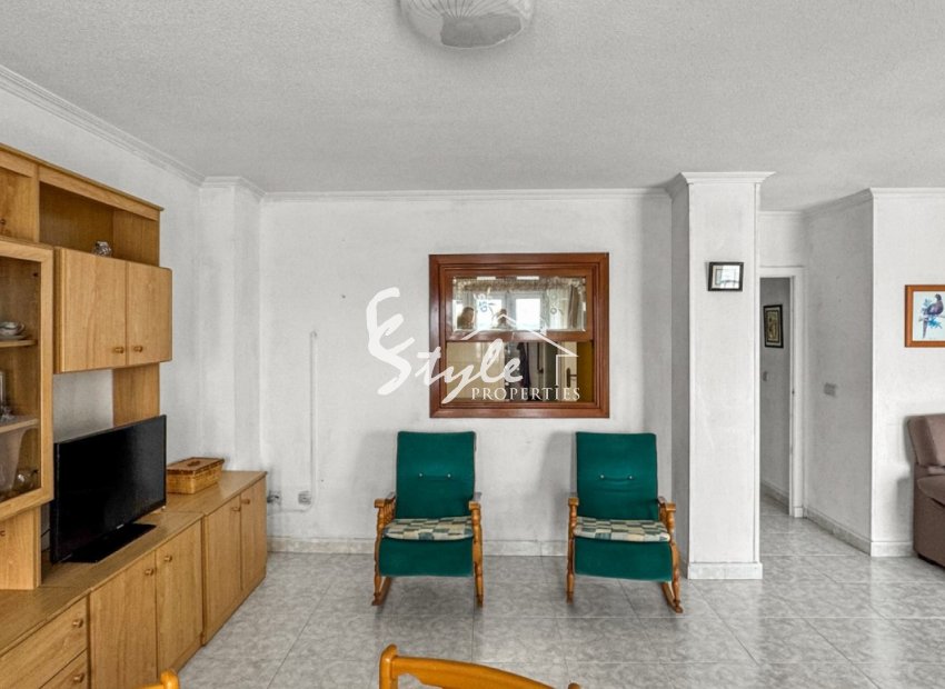 Resale - Apartament  - Torrevieja - Playa de los Locos