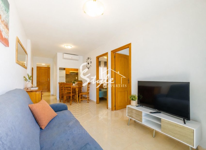 Resale - Apartament  - Torrevieja - Playa de los Locos