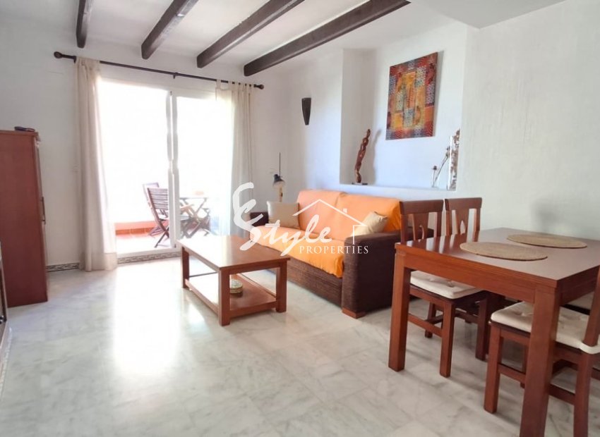 Resale - Apartament  - Torrevieja - Playa de los Locos