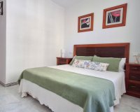 Resale - Apartament  - Torrevieja - Playa de los Locos